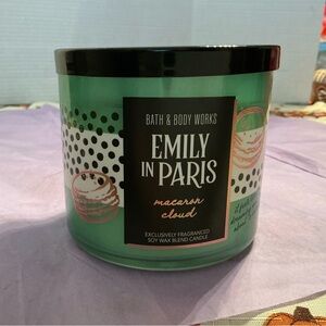 Bath & Body Works 3 Wicks Candle—Emily In Paris Macaron Cloud